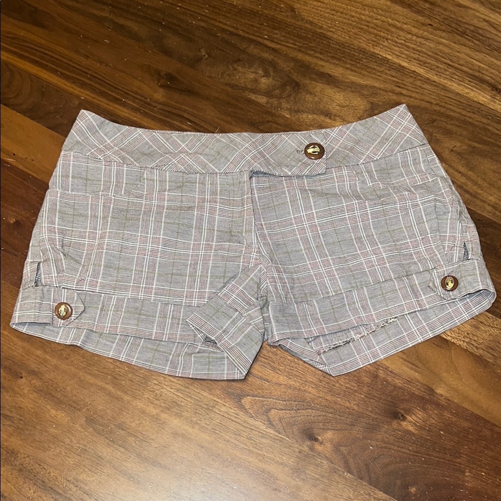 Tan and Crem Shorts Lightweight Casual